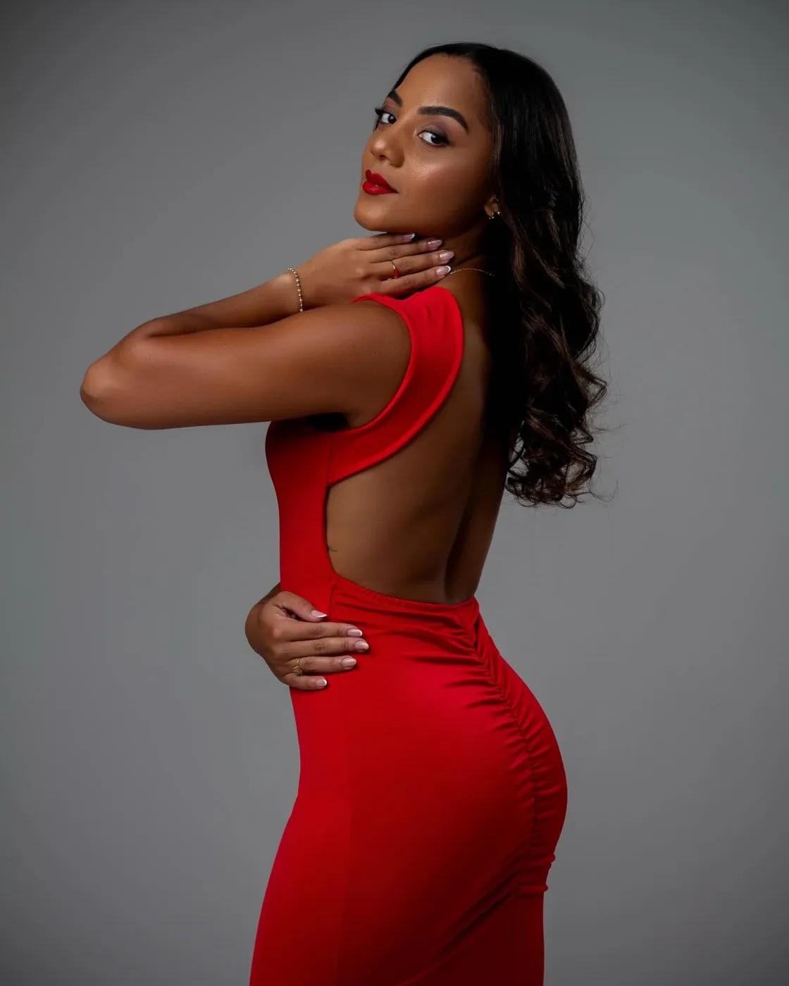 Editorial em vermelho